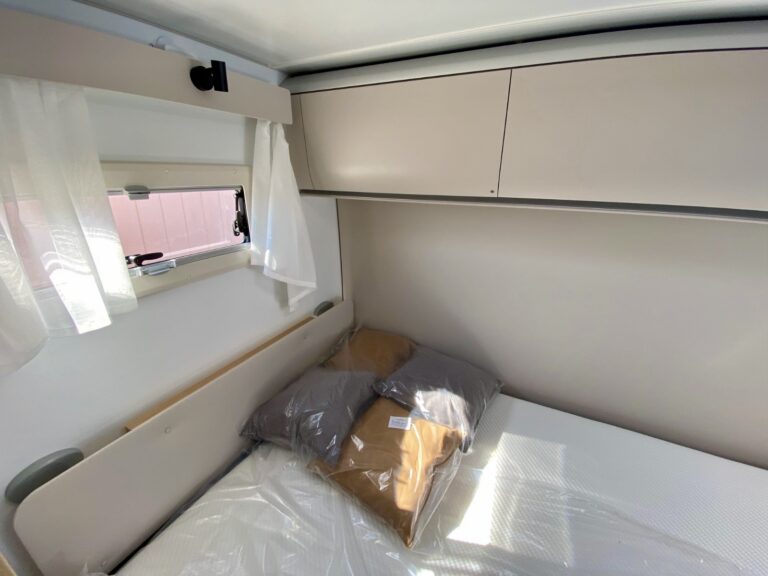 CAMPER IN VENDITA ADRIA CORAL XL AXESS 600 PD 6 POSTI LETTO TRAPASSOAUTO PRONTA CONSEGNA SARDEGNA