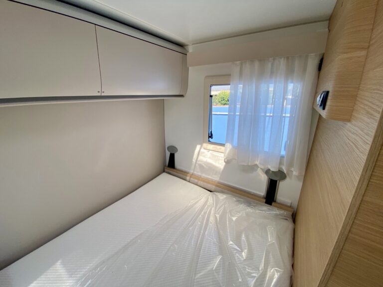 CAMPER IN VENDITA ADRIA CORAL XL AXESS 600 PD 6 POSTI LETTO TRAPASSOAUTO PRONTA CONSEGNA SARDEGNA